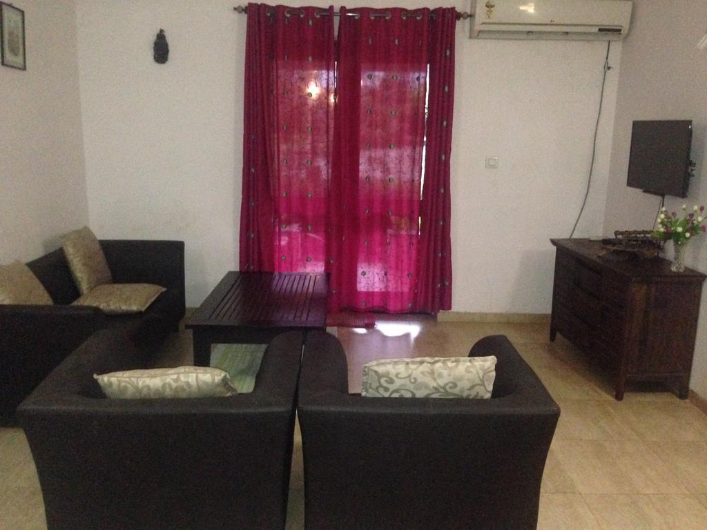 Pool And Garden Facing Apartment In Riviera Foothills Near Baga, Arpora Exterior foto